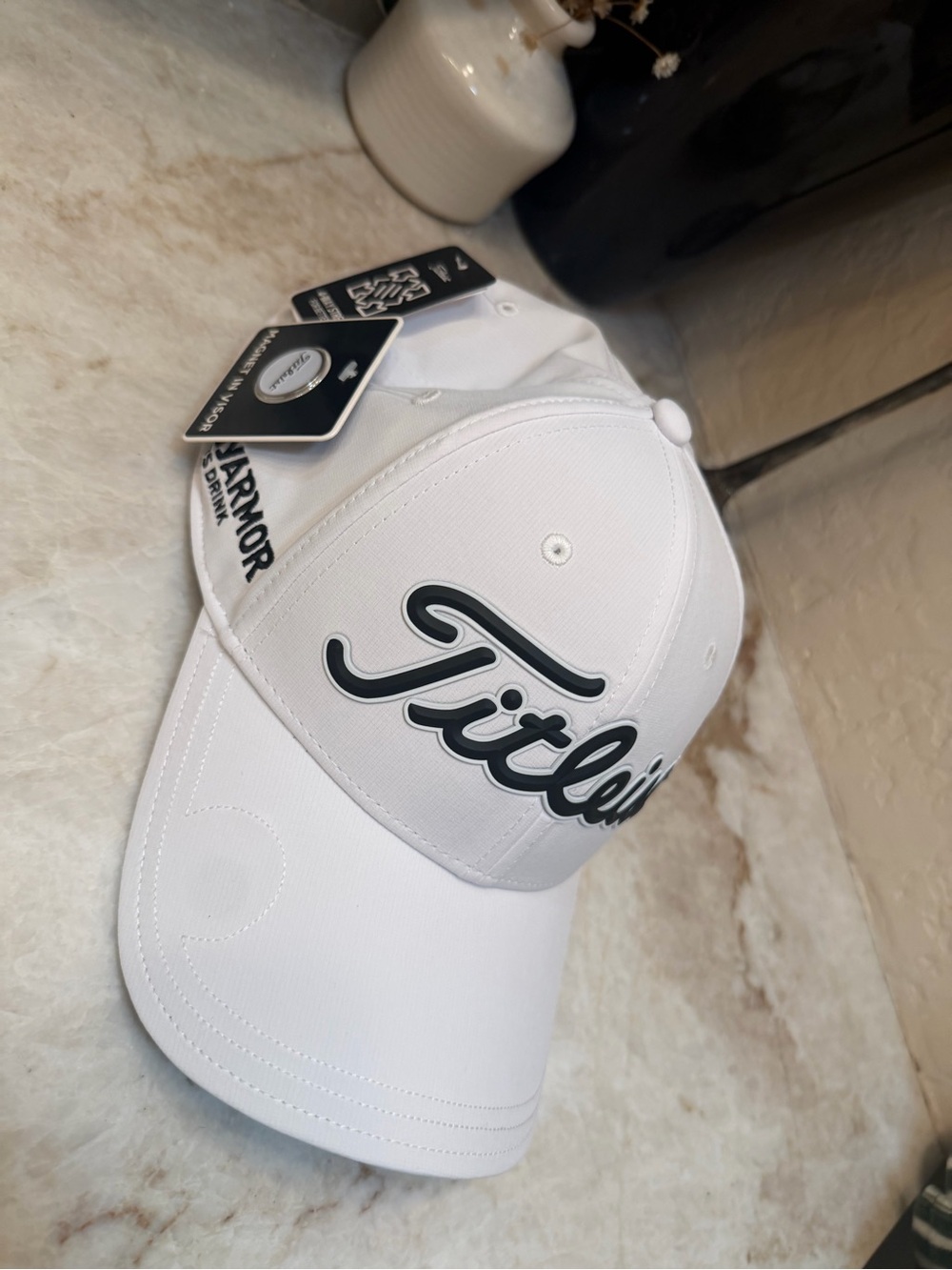 Titleist white golf hat NEW with tags